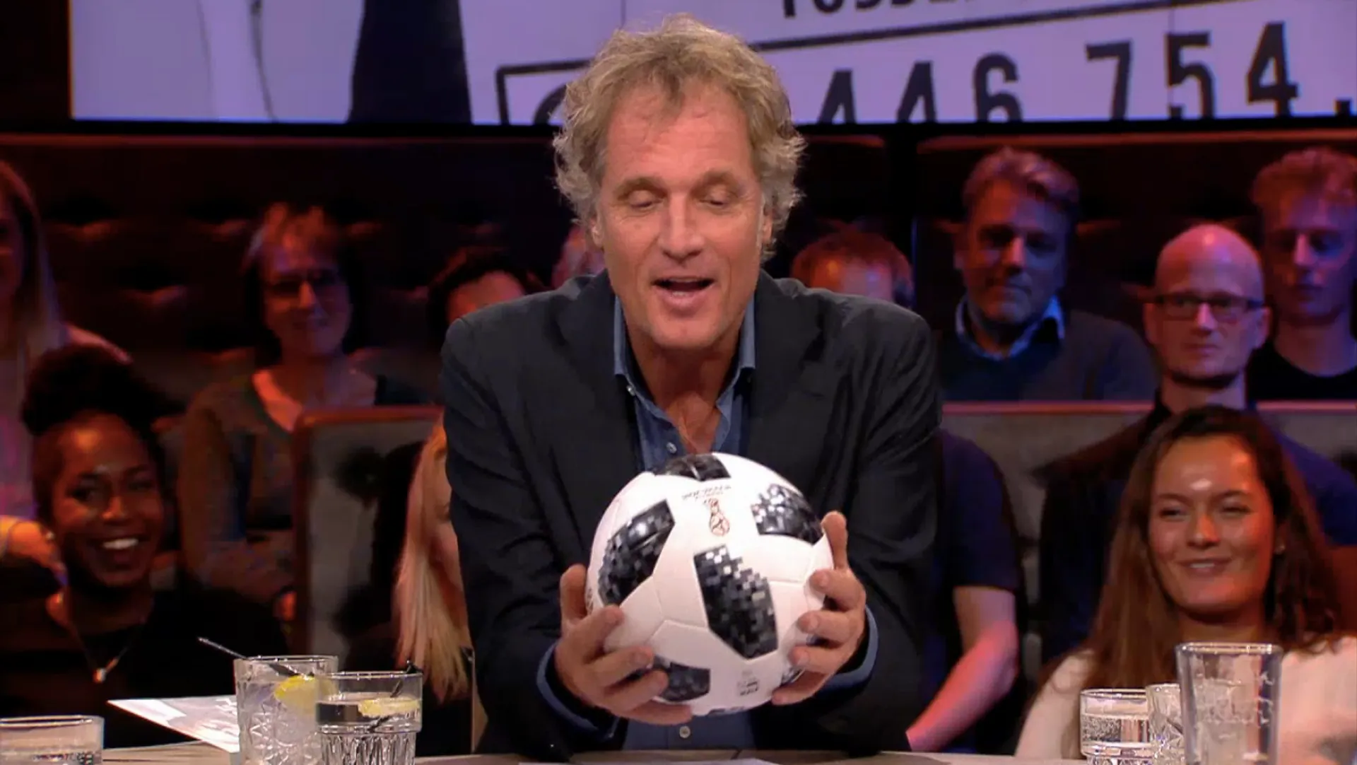 Afbeelding van De eerste Serious Request-buit is binnen (met dank aan Foppe de Haan en Jesse Klaver)