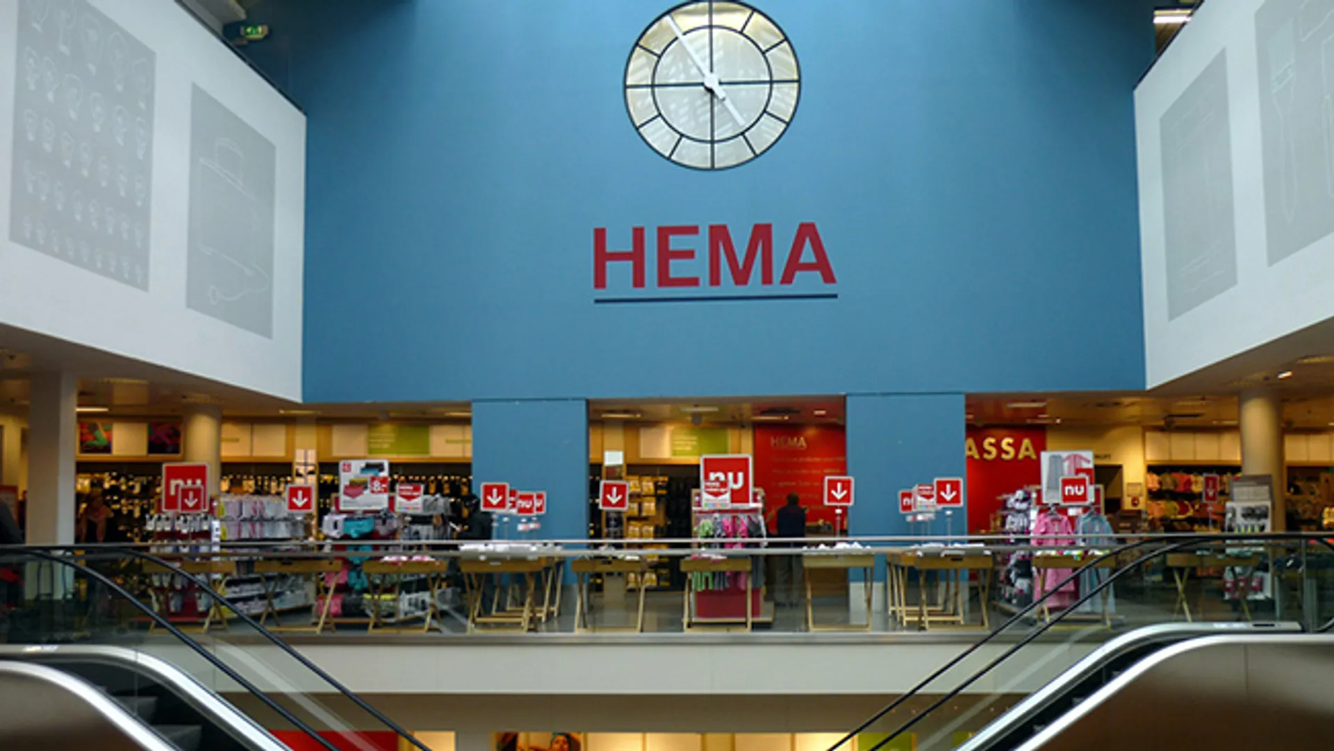 Afbeelding van Hema: eerst verstopeieren en roetveegpieten, nu kinderkleding