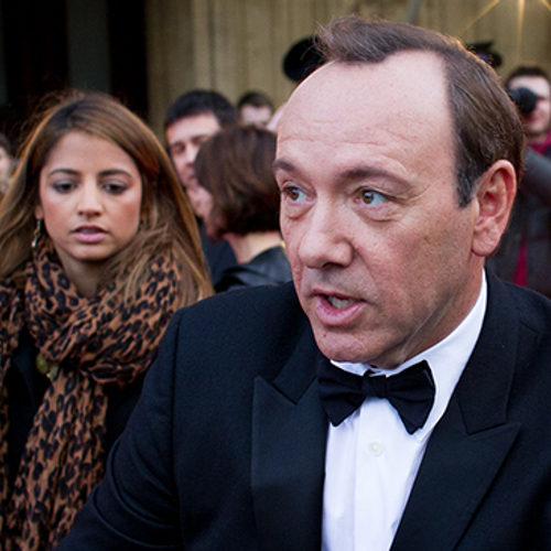 In vijf dagen verliest Kevin Spacey zijn agent, woordvoerder, werk en een Emmy