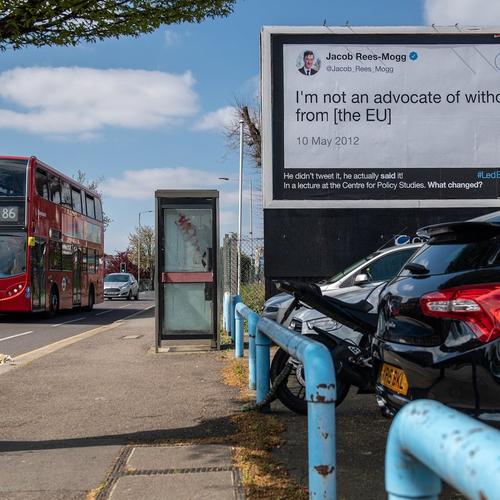 Anti-Brexit groep gebruikt guerrilla tactieken om hun boodschap te verspreiden